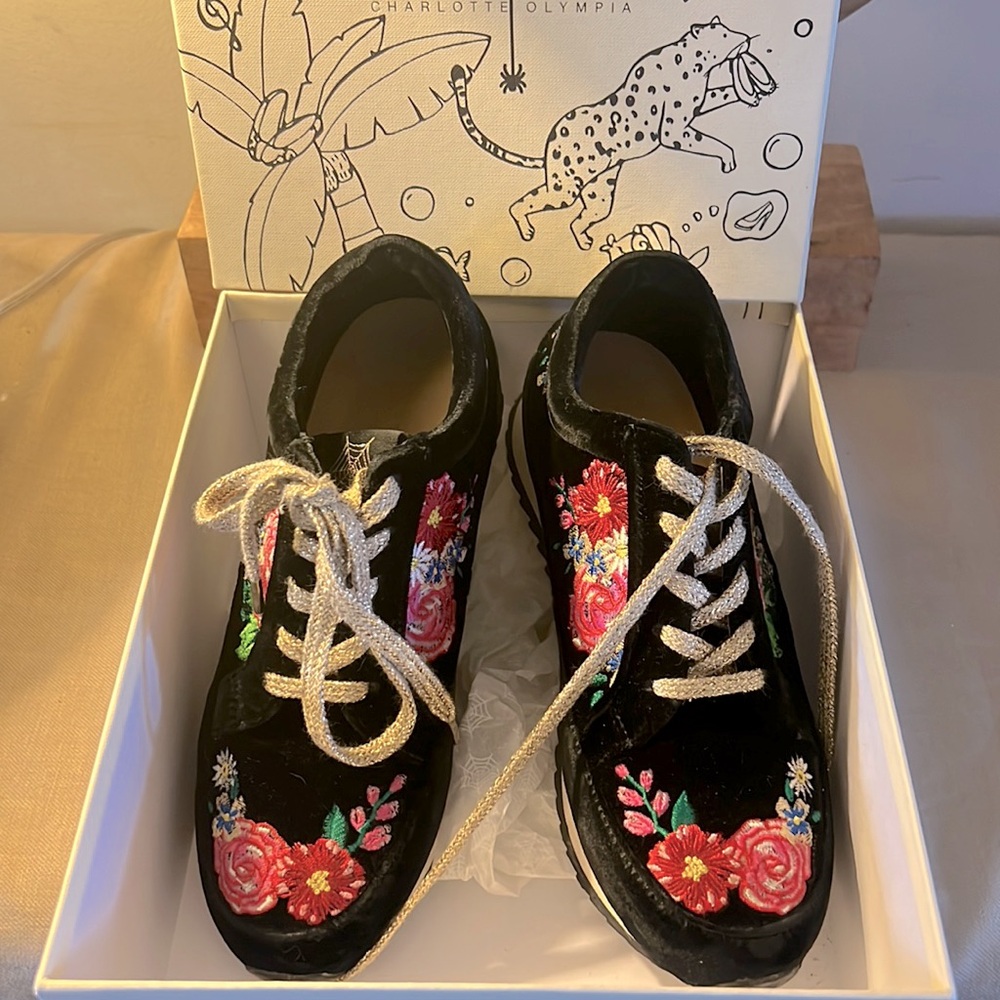Charlotte Olympia Girls "INCY WORK IT!ROSE GARDEN" Velvet Leather Sneakers Shoes